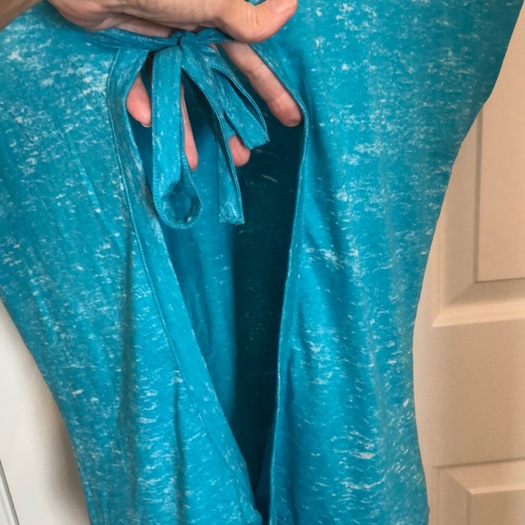 Roxy Top - Picture 3 of 5